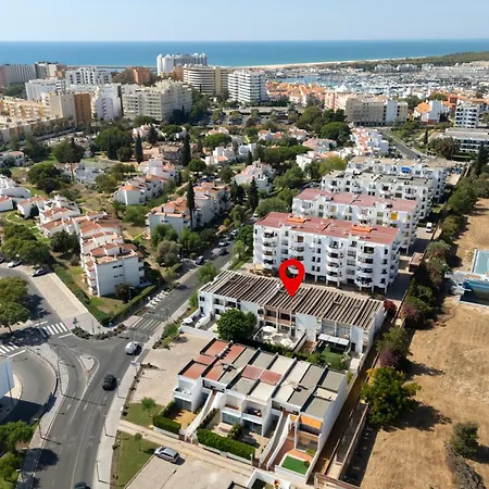 Nuzza - Marina With Bbq Apartman